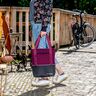 Isolierte Fahrrad-Seitenpacktasche Lila