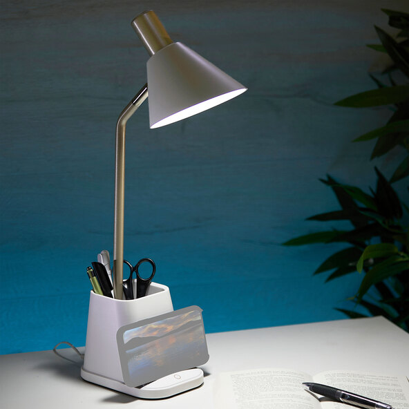LED-Schreibtischlampe mit Wireless Charging, weiß