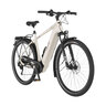 Ein schwarzes E-Bike Trekking mit Trapezrahmen, Gepäckträger, Schutzblechen, Federgabel und Beleuchtung steht vor einem neutralen Hintergrund.