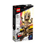 Detaillierte LEGO-Nachbildung von Groot aus Marvels "Ich bin Groot", stehend auf einer Basis, mit beweglichen Gliedmaßen und freundlichem Ausdruck.
