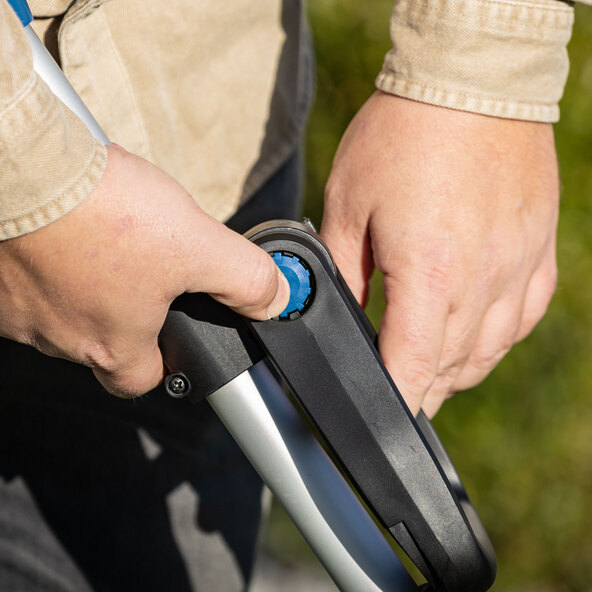 Akku-Rasentrimmer C-LT300-X, mit Akku und Ladegerät