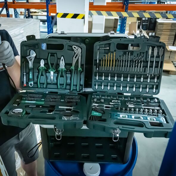 Werkzeugbox M29087, 163-tlg. + Schlagbohrmaschine M12507