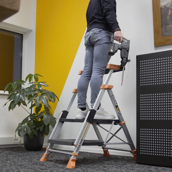 Transformer Werkbank und Trittleiter