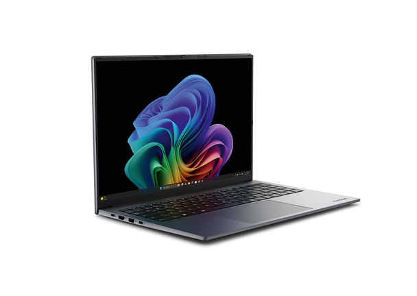 Seitliche Ansicht eines Laptops.