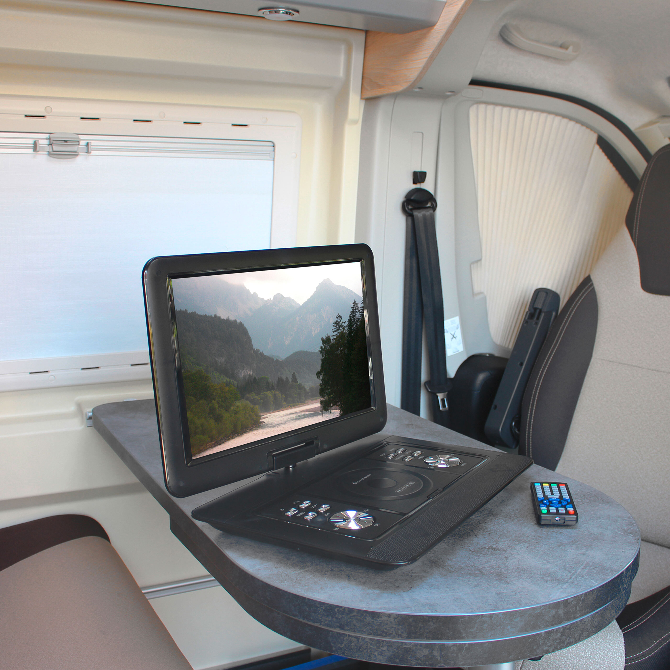 Soundmaster® Tragbarer DVDPlayer mit DVBT2 ALDI