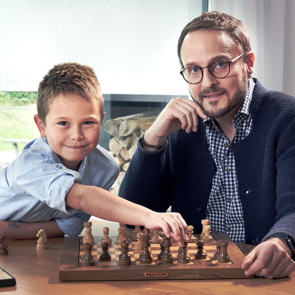 Schachcomputer M820 ChessGenius Exklusiv