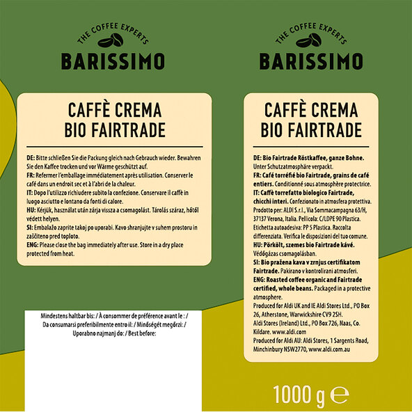 Acht Kaffeebohnen-Packungen, Bio Caffè Crema Fairtrade, gestapelt, mit Produktinformationen auf Deutsch, vor einem neutralen Hintergrund.
