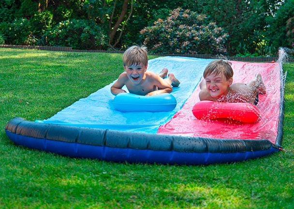 Wellactive XXL-Wasserrutsche 9 m Wellactive XXL-Wasserrutsche 9 m