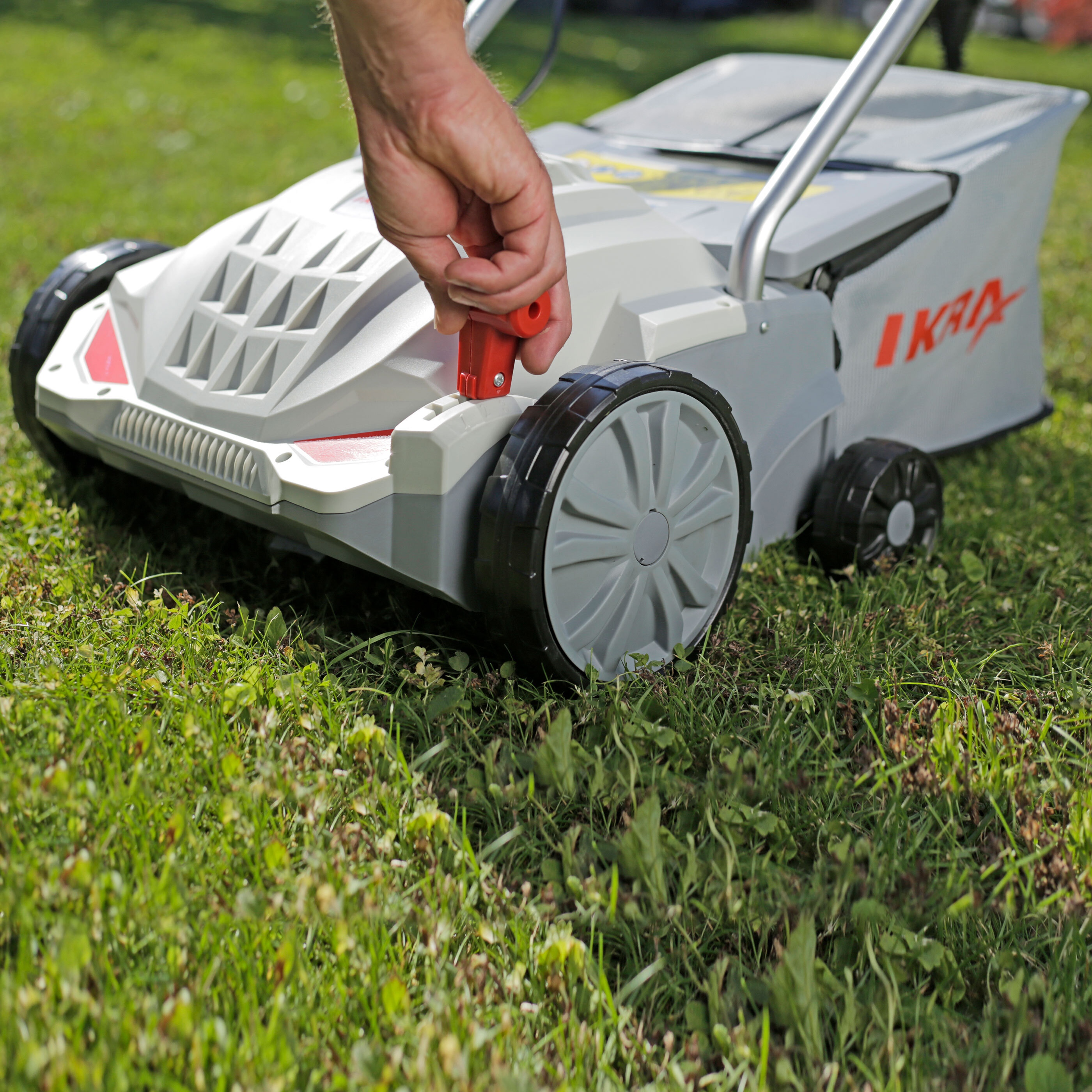 Ikra ElektroVertikutierer & Lüfter IEVL 1532 ALDI
