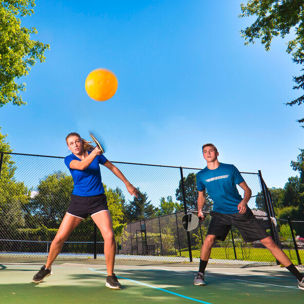 Paddel-/Pickleball-Set mit Netz, 4 Schlägern & 4 Bällen