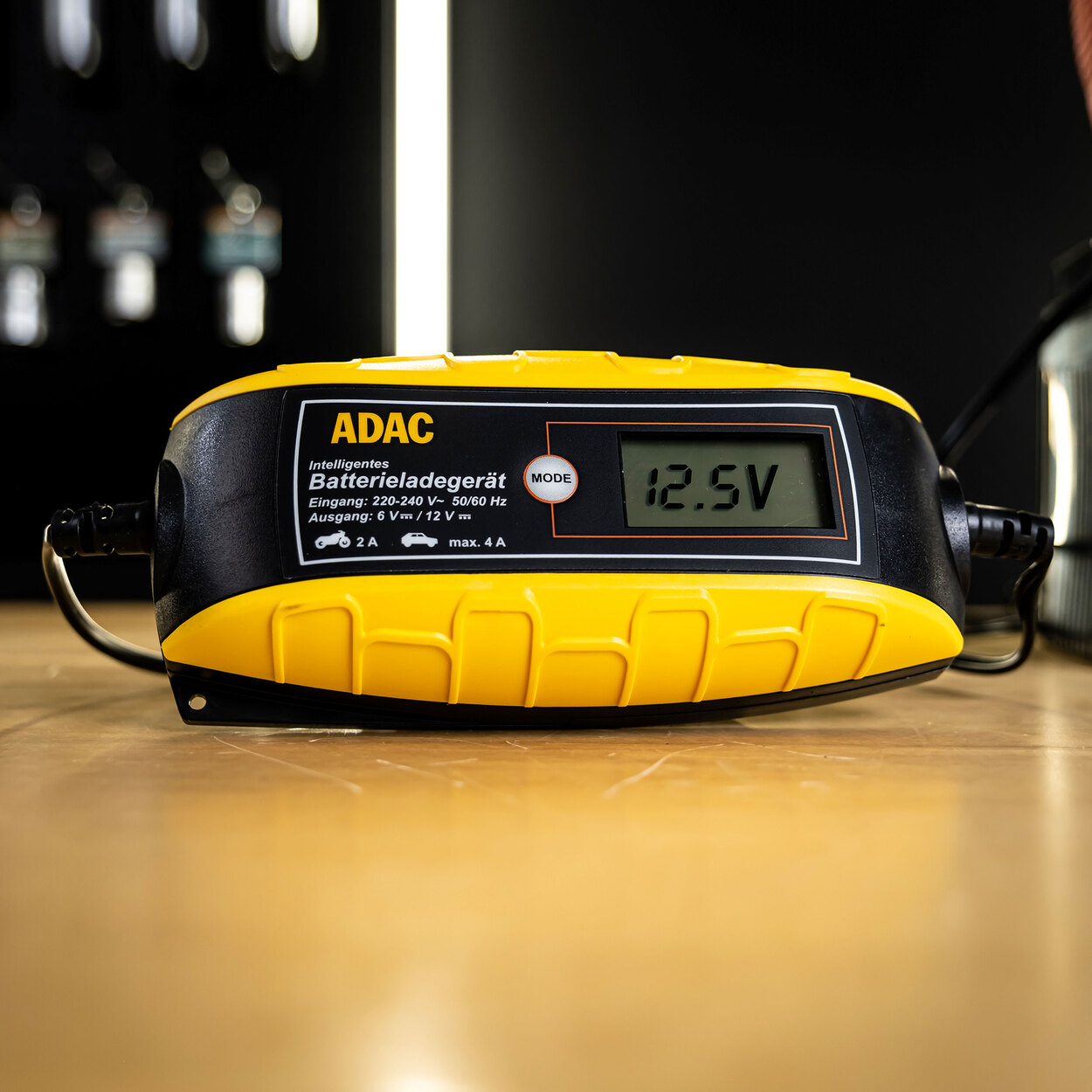 ADAC 6/12VBatterieLadegerät M12716 ALDI