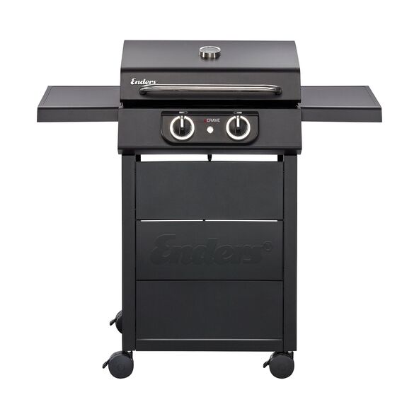 Elektrogrill eCrave im Freien, mit schwarzem Gehäuse und silbernen Grillrosten auf einer Terrasse platziert.