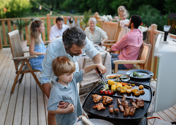 Teaser_Kachel_KW18_Grill_Gartenparty_608x432px.jpg