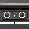 Elektrogrill eCrave mit Grillfläche und Bedienelementen, stehend auf einer Oberfläche, Produktaufnahme im Detail.