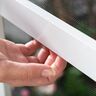 Sauberes Öffnen und Schließen durch hochwertige Metallscharniere, Innenhandgriff und ergonomisches Griffprofil