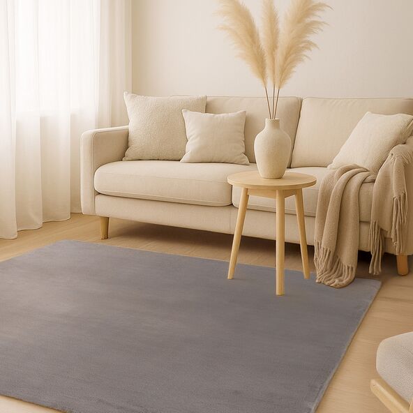 Rechteckiger Teppich Rabbit Prime in Steinoptik, mit kurzem Flor. Das Format beträgt 160 x 230 cm. Helle, neutrale Farbgebung.