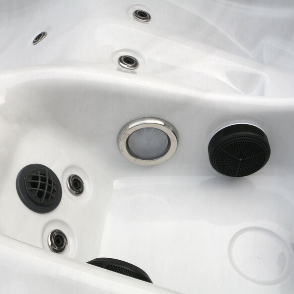 Outdoor Whirlpool WHITE MARBLE, 2 Liegeflächen